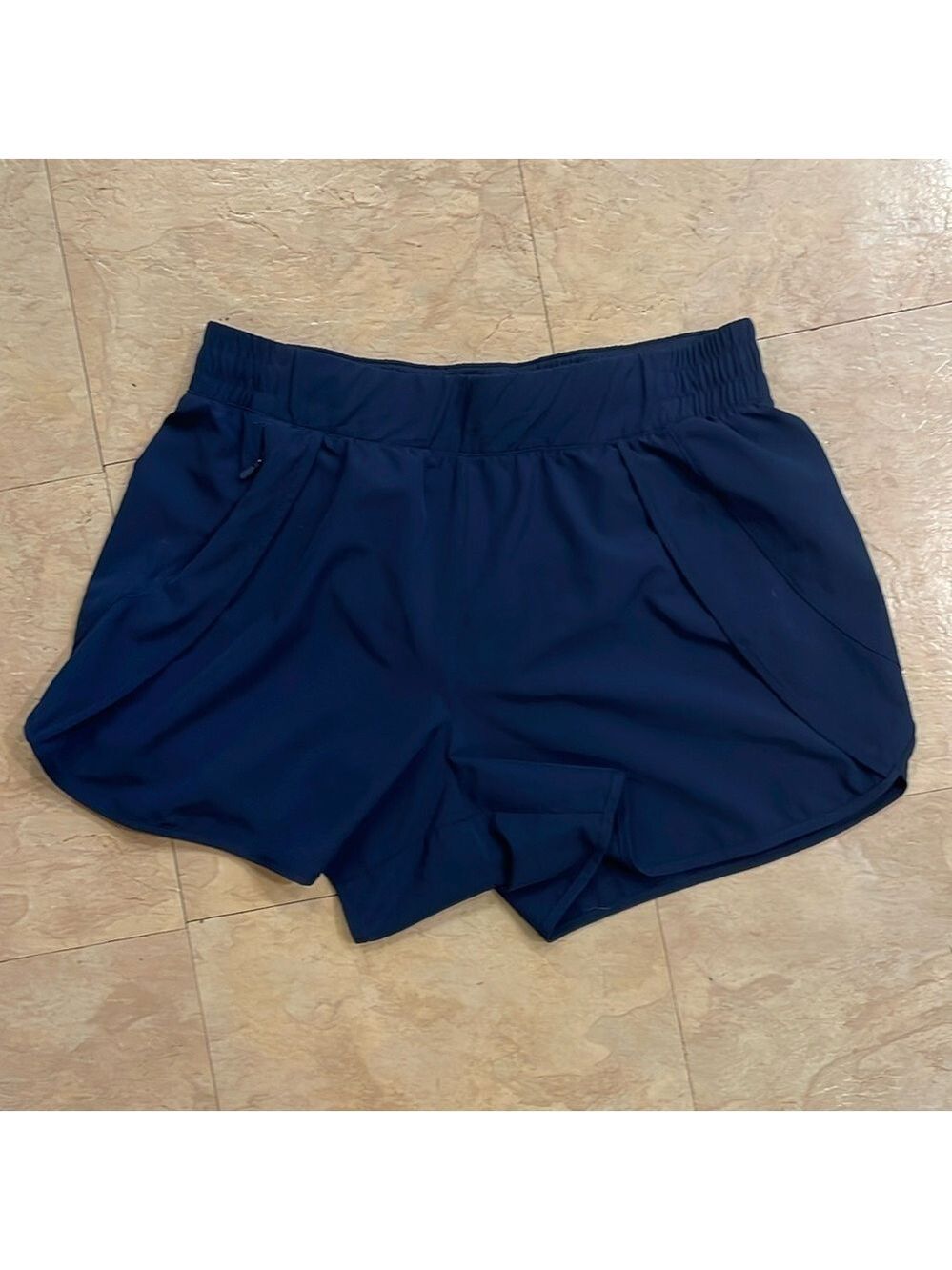 Avia, woman’s Sz 8/10 Shorts, Navy Blue